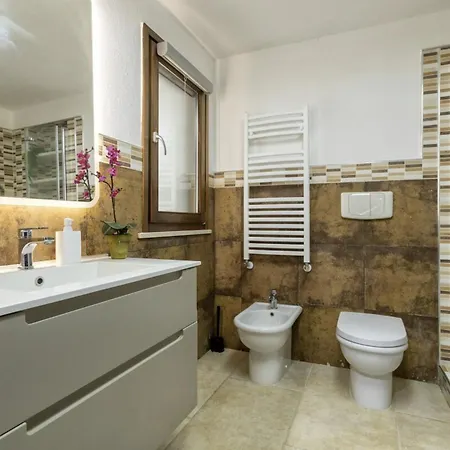 Garden In Fioretta Your Countryside Escape With Shared Pool Near Alghero Vakantiehuis *