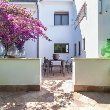 Garden In Fioretta Your Countryside Escape With Shared Pool Near Alghero Olmedo
