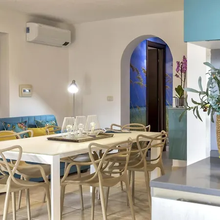 Vakantiehuis Garden In Fioretta Your Countryside Escape With Shared Pool Near Alghero *