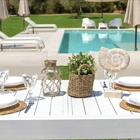 Garden In Fioretta Your Countryside Escape With Shared Pool Near Alghero